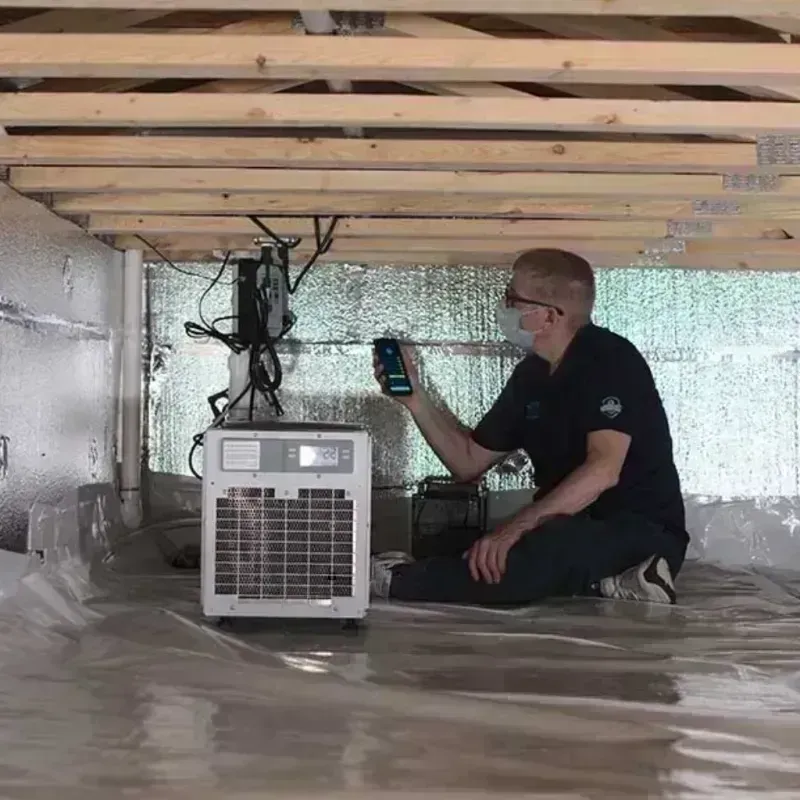 Crawl Space Water Removal Service in Lower Grand Lagoon, FL